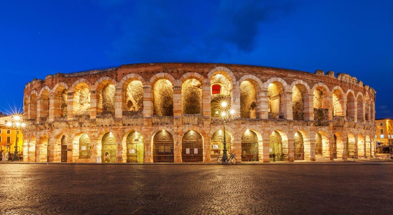 Апартаменты Al Vicoletto Верона Экстерьер фото